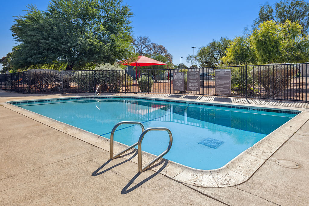 Woodcreek Apartments